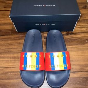 Tommy Hilfiger slides size 8